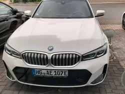 Weiß Gebraucht 2023 BMW 330e M Sport Kombi | 36.950 € (Superpreis)