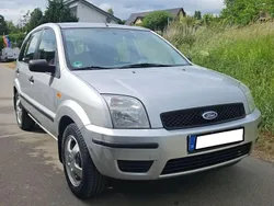 Silber Gebraucht 2005 Ford Fusion Kleinwagen | 2.500 € (Teuer)