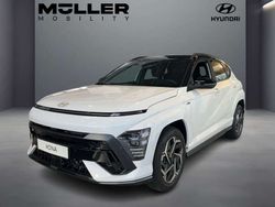 Serenity white / abyss black / Gebraucht 2025 Hyundai Kona N Line SUV | 28.888 € (Guter Preis)