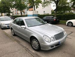 Silber Gebraucht 2002 Mercedes E240 Limousine | 7.999 € (Etwas zu teuer)