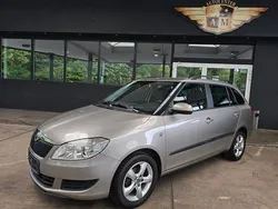 Beige Gebraucht 2011 Skoda Fabia Family Kombi | 3.990 € (Guter Preis)