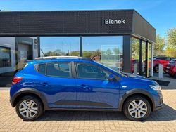 Blau Gebraucht 2021 Dacia Sandero Comfort Kleinwagen | 12.900 € (Fairer Preis)