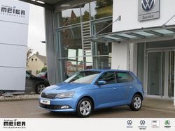 Blau Gebraucht 2017 Skoda Fabia Style Kleinwagen | 12.840 € (Fairer Preis)