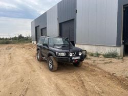 Schwarz Gebraucht 2001 Nissan Patrol SUV | 36.000 €