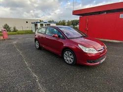 Rot Gebraucht 2004 Citroën C4 Coupé | 3.990 €