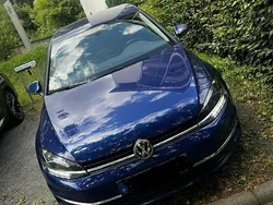 Blau Gebraucht 2018 VW Golf VII Kleinwagen | 14.000 € (Guter Preis)