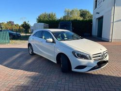 Weiß Gebraucht 2013 Mercedes A180 Limousine | 6.800 € (Guter Preis)