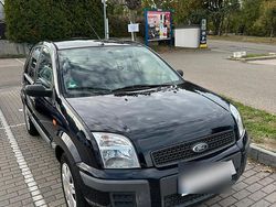 Blau Gebraucht 2006 Ford Fusion Kleinwagen | 1.700 € (Fairer Preis)