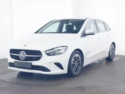 Weiß Gebraucht 2024 Mercedes B200 Progressive Van / Kleinbus | 32.280 € (Fairer Preis)