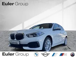 Weiss Gebraucht 2024 BMW 118 Kleinwagen | 27.489 € (Fairer Preis)
