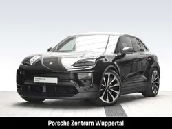 Tiefschwarzmetallic Gebraucht 2025 Porsche Macan SUV | 104.100 € (Etwas zu teuer)