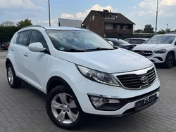 Weiß Gebraucht 2010 Kia Sportage 2 SUV | 6.200 € (Fairer Preis)
