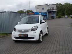 Weiß Gebraucht 2015 Smart ForTwo Coupé Basis Coupé | 7.690 € (Etwas zu teuer)
