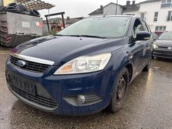 Blau Gebraucht 2010 Ford Focus Viva Kombi | 1.599 € (Fairer Preis)