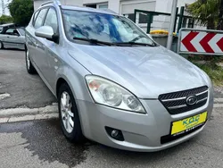 Silber Gebraucht 2008 Kia Ceed LX Kombi | 1.200 €