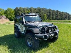 Grün Gebraucht 2010 Jeep Wrangler Rubicon SUV | 28.900 €