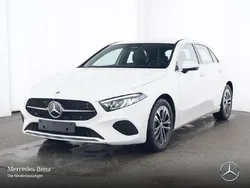 Weiß Gebraucht 2024 Mercedes A200 Advanced Kleinwagen | 28.990 € (Fairer Preis)