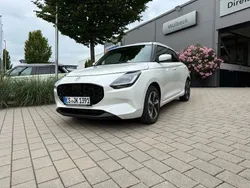 Weiß Gebraucht 2025 Suzuki Swift Comfort+ Limousine | 20.590 € (Etwas zu teuer)