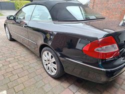 Schwarz Gebraucht 2007 Mercedes CLK320 Elegance Cabrio | 7.770 € (Fairer Preis)