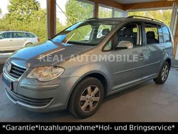 Grau Gebraucht 2009 VW Touran United Van / Kleinbus | 4.500 € (Fairer Preis)