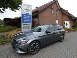 Silber/grau (metallic) Gebraucht 2019 Mercedes C180 Avantgarde Kombi | 19.750 € (Fairer Preis)