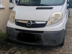 Weiß Gebraucht 2008 Opel Vivaro Van | 3.799 € (Superpreis)
