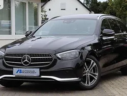 Obsidianschwarz Gebraucht 2021 Mercedes E220 Kombi | 36.980 € (Fairer Preis)