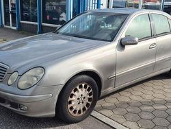 Gebraucht 2002 Mercedes E270 Elegance Limousine | 1.690 € (Superpreis)