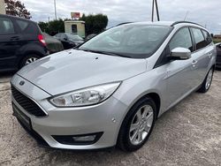 Silber Gebraucht 2015 Ford Focus Business Edition Limousine | 6.950 € (Guter Preis)