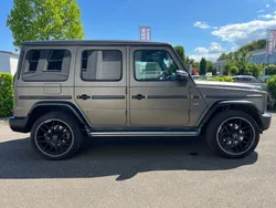 Grau Gebraucht 2020 Mercedes G400 AMG SUV | 127.500 € (Fairer Preis)