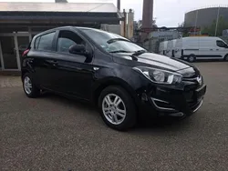 Schwarz Gebraucht 2012 Hyundai i20 Trend Limousine | 3.500 € (Fairer Preis)