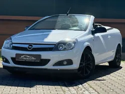 Weiß Gebraucht 2010 Opel Astra Edition Coupé | 6.480 €