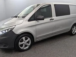 Silber Gebraucht 2017 Mercedes Vito Van / Kleinbus | 17.999 €