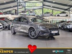 Grau Gebraucht 2020 Ford Focus ST-Line Kombi | 19.950 € (Fairer Preis)
