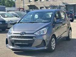Grau Gebraucht 2017 Hyundai i10 Kleinwagen | 5.400 € (Guter Preis)