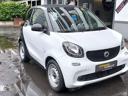 Schwarz Gebraucht 2018 Smart ForTwo Coupé Kleinwagen | 7.490 € (Guter Preis)
