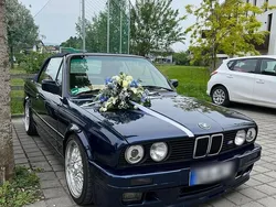 Blau Gebraucht 1991 BMW 328 Cabriolet Cabrio | 18.800 €