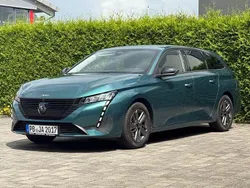 Grün Gebraucht 2024 Peugeot 308 Active Kombi | 28.500 € (Fairer Preis)