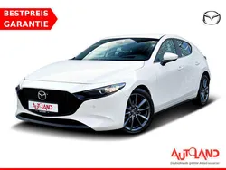 Weiß Gebraucht 2023 Mazda 3 Limousine | 25.490 € (Fairer Preis)