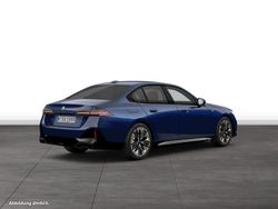 Blau Gebraucht 2024 BMW 520 M Sport Limousine | 56.176 € (Etwas zu teuer)