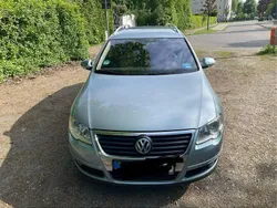 Blau Gebraucht 2006 VW Passat Sportline Kombi | 2.900 € (Etwas zu teuer)