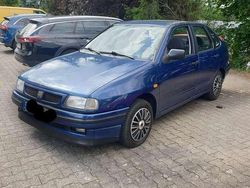 Gebraucht 1996 Seat Cordoba Limousine | 990 €