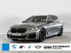 Grau Gebraucht 2023 BMW 530 M Sport Kombi | 50.390 € (Etwas zu teuer)