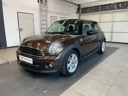 Braun Gebraucht 2011 Mini Cooper Kleinwagen | 5.590 € (Fairer Preis)