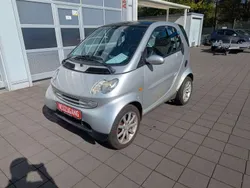 Silber Gebraucht 2004 Smart ForTwo Coupé Kleinwagen | 3.750 € (Etwas zu teuer)