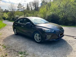 Braun Gebraucht 2018 Hyundai Ioniq Style Limousine | 16.000 € (Fairer Preis)