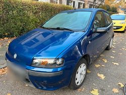 Blau Gebraucht 2002 Fiat Punto Kleinwagen | 1.390 € (Guter Preis)