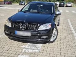 Schwarz Gebraucht 2007 Mercedes C220 Limousine | 6.700 €