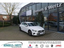 Weiß Gebraucht 2022 Mercedes A250 Style Limousine | 25.690 € (Fairer Preis)