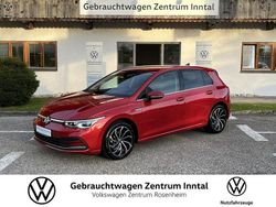 Kings red (rot) Gebraucht 2022 VW Golf VIII Style Limousine | 23.900 € (Superpreis)